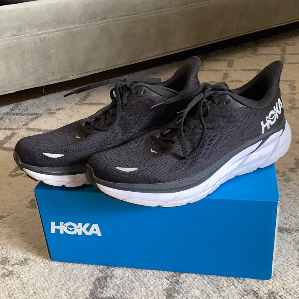 Black Men’s Hokas size 9.5